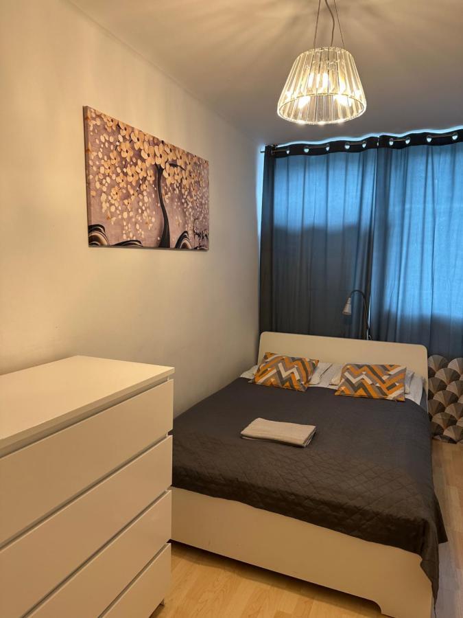 Coser Apartamenty III Warschau Buitenkant foto